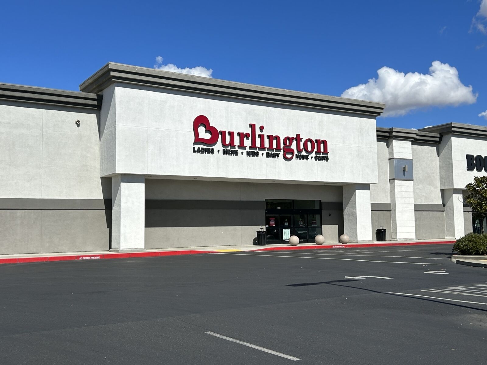 Burlington Coat Factory Modern Building Company